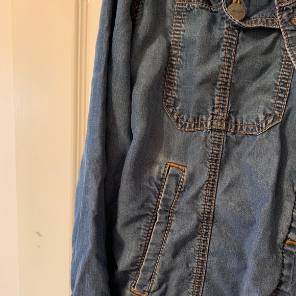 *SOLD* Blue ‘Jean’ Jacket - Picture 5 of 7